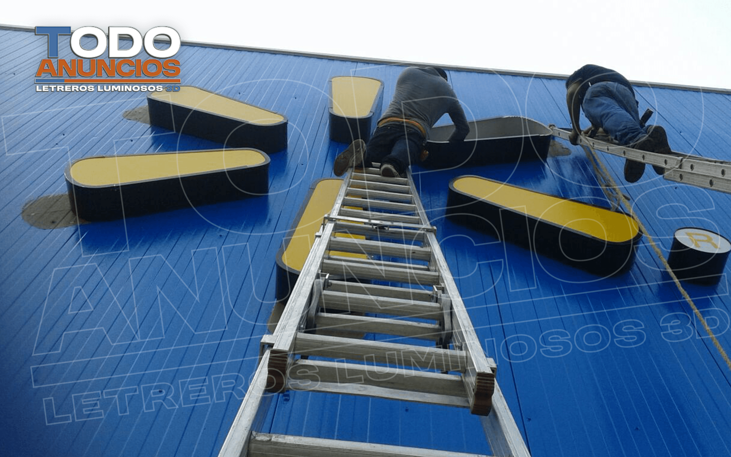 Letrero corporativo — Walmart